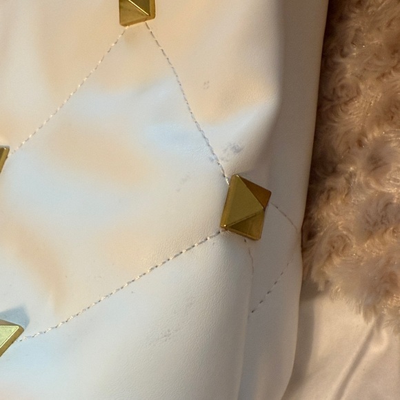 Rock Stud White Faux Leather Bag with Gold Accents & Crossbody - Picture 5 of 5